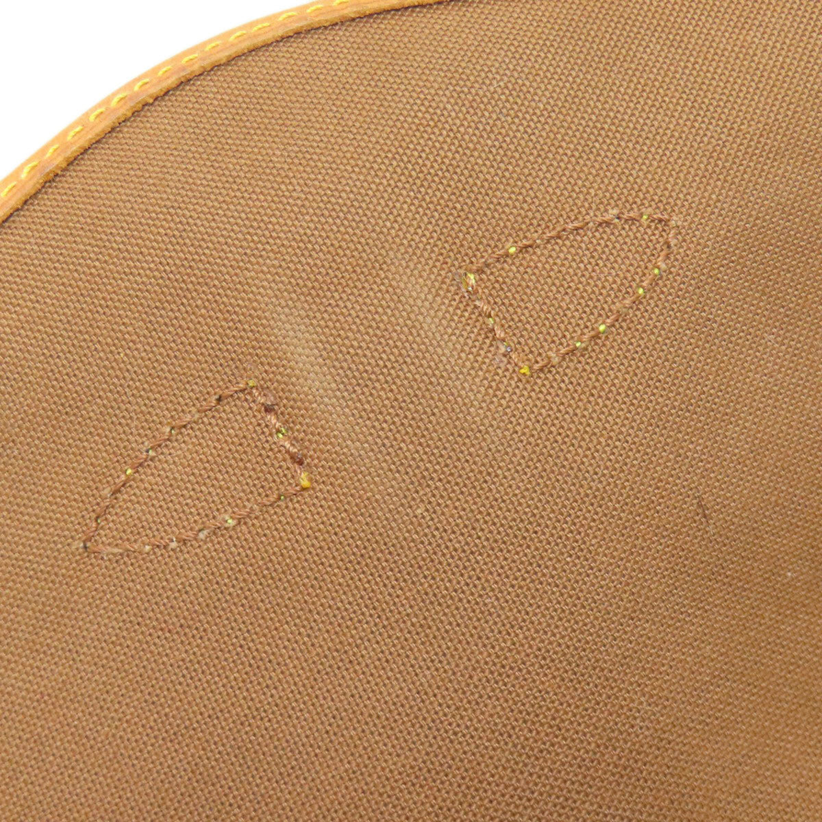 Louis Vuitton Brown Monogram Monogram Canvas Shoulder Bag (Pre-Owned)