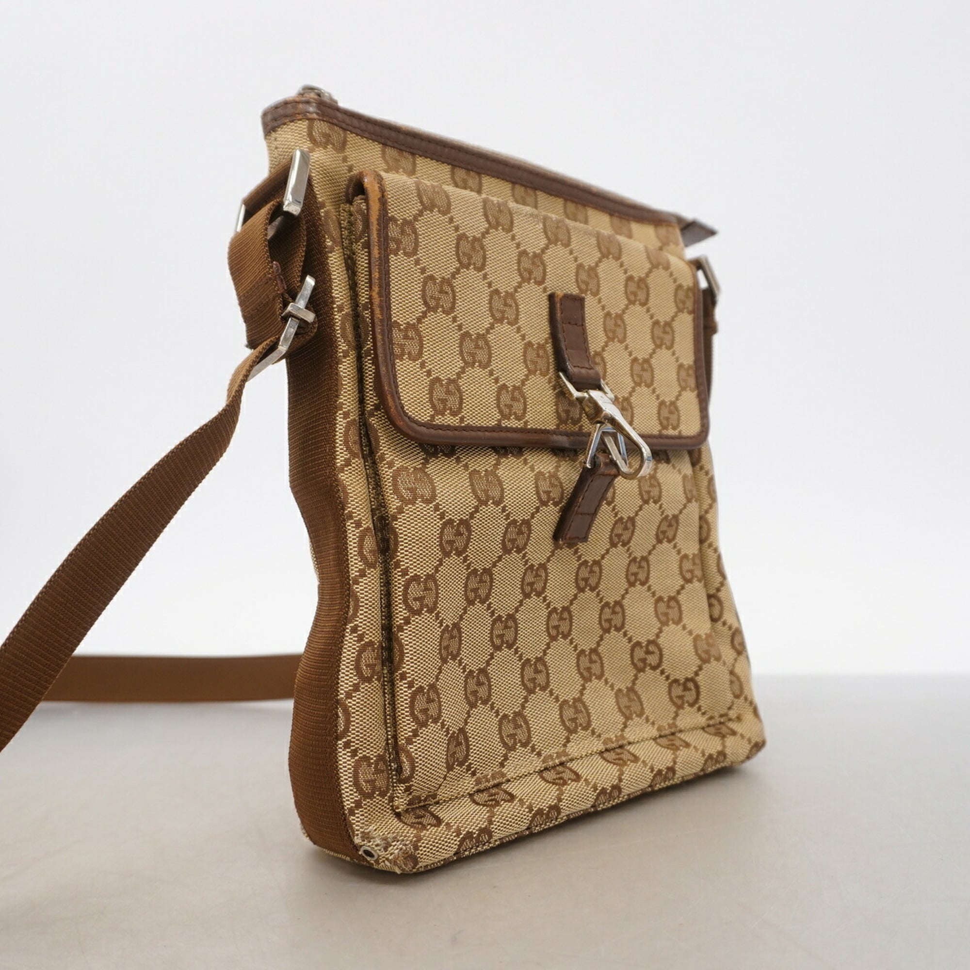 Gucci Brown Canvas Shoulder Bag (Pre-Owned)
