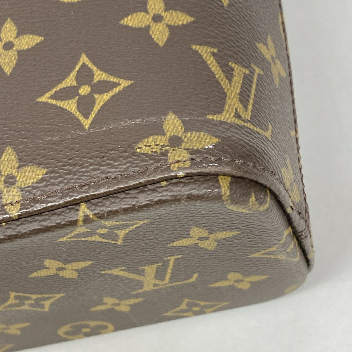 Louis Vuitton Brown Tote Bag (Pre-Owned)