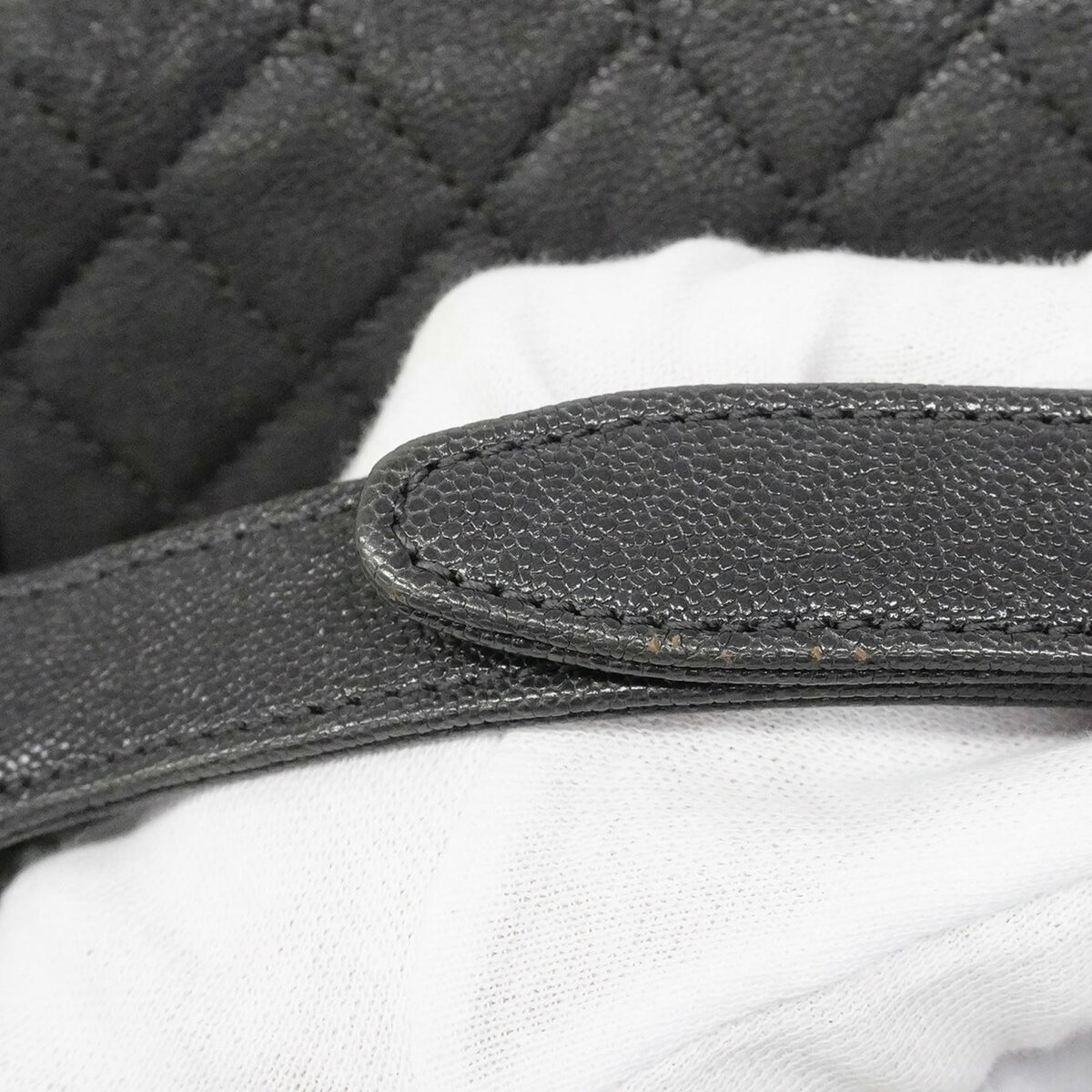 Chanel Gray Grained Calfskin Shoulder Bag (Pre-Owned)