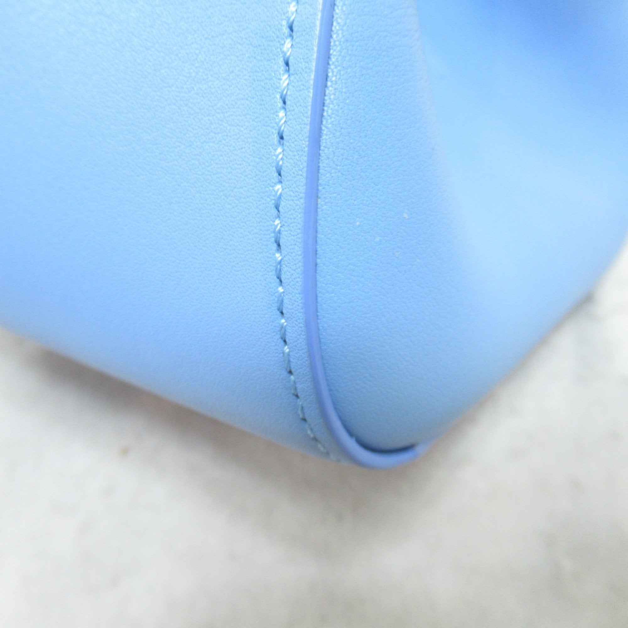 Loewe Blue Light Blue Leather Shoulder Bag (Pre-Owned)