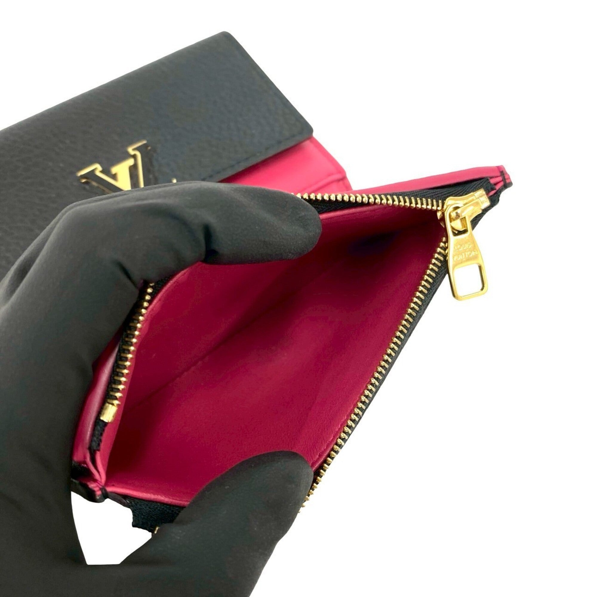 Louis Vuitton Black Leather Wallet (Tri-Fold) (Pre-Owned)