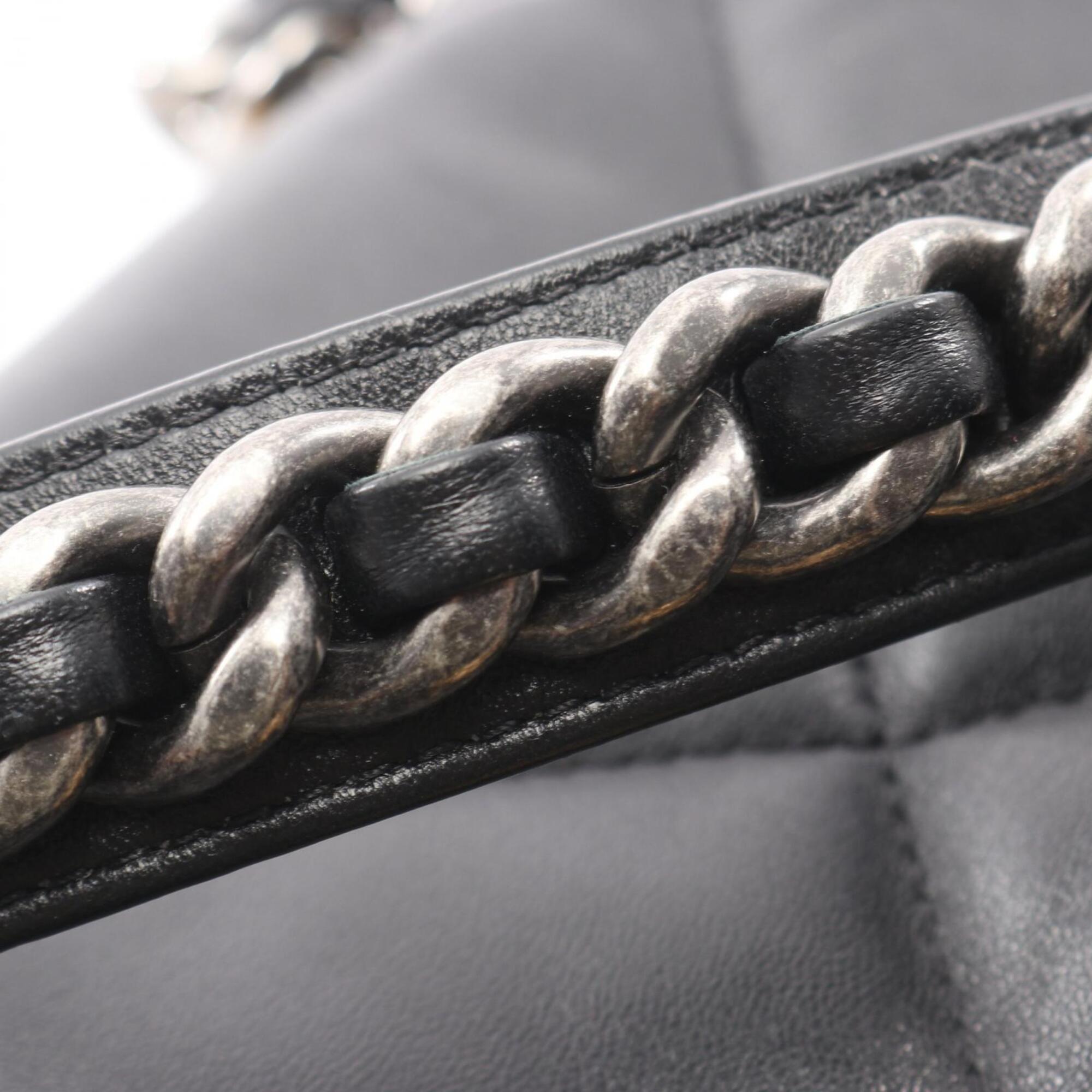 Chanel Black Leather Handbag Shoulder Bag (Pre-Owned)
