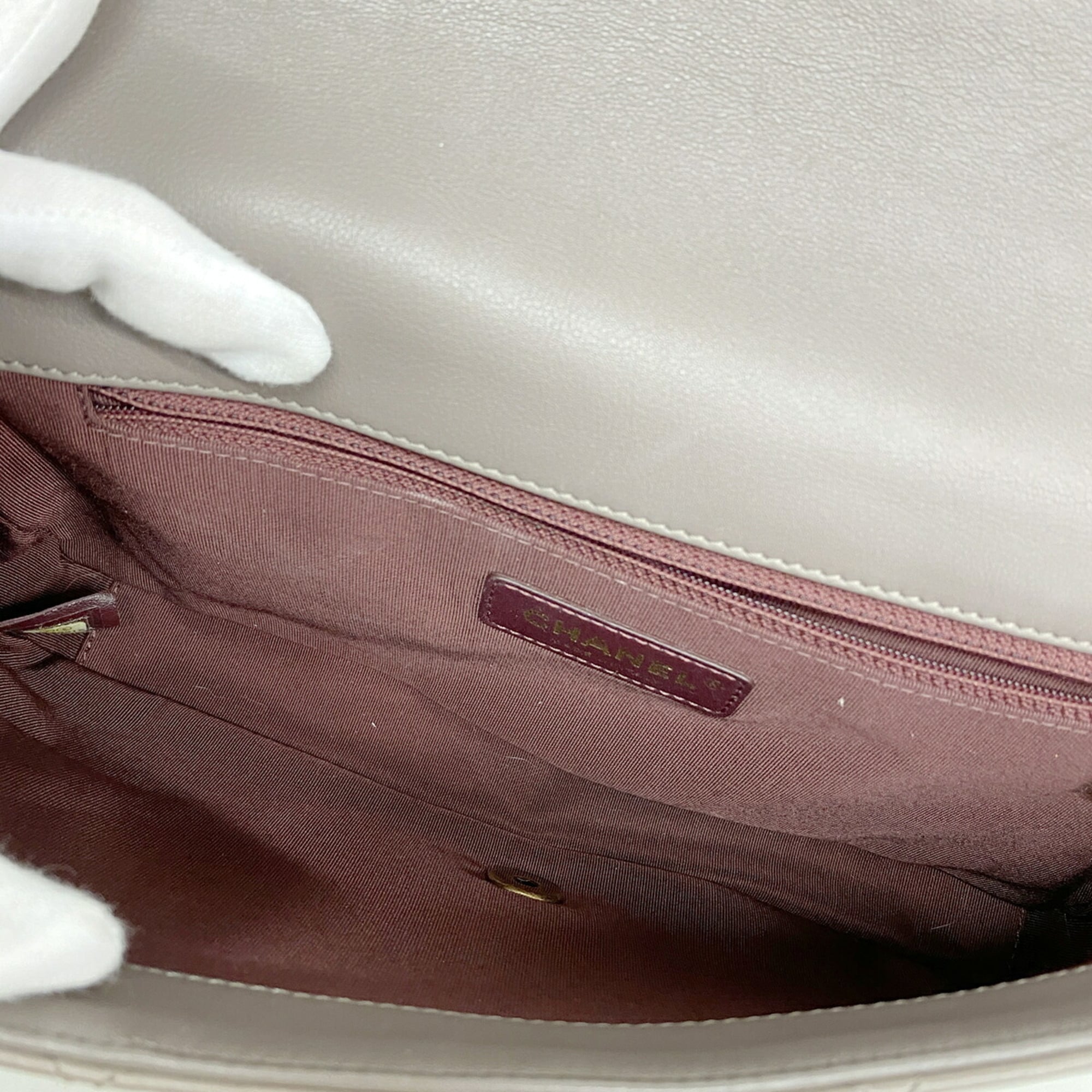 Chanel Grayish Leather Shoulder Bag (Pre-Owned)