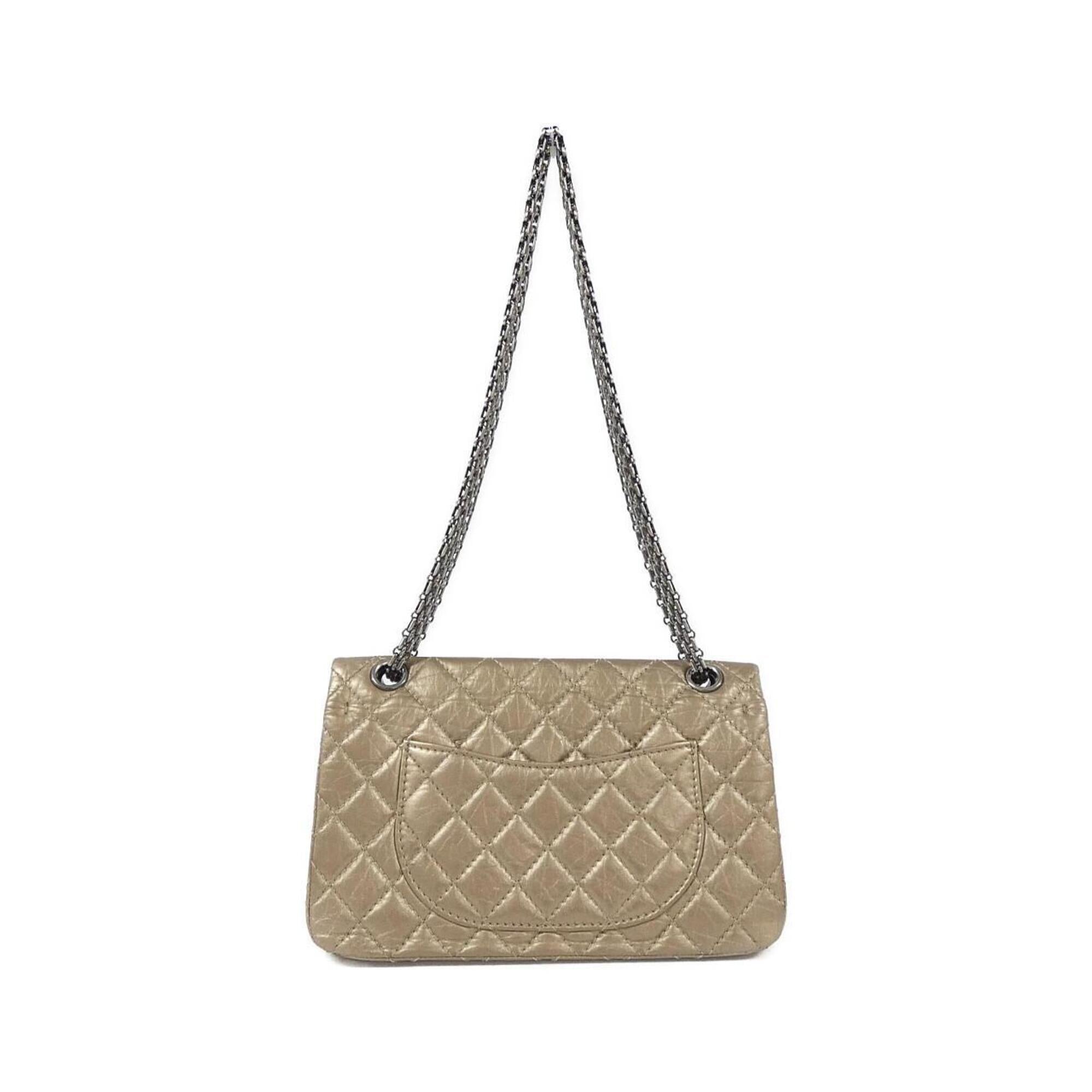 Chanel Beige Gold Gold Leather Shoulder Bag (Pre-Owned)