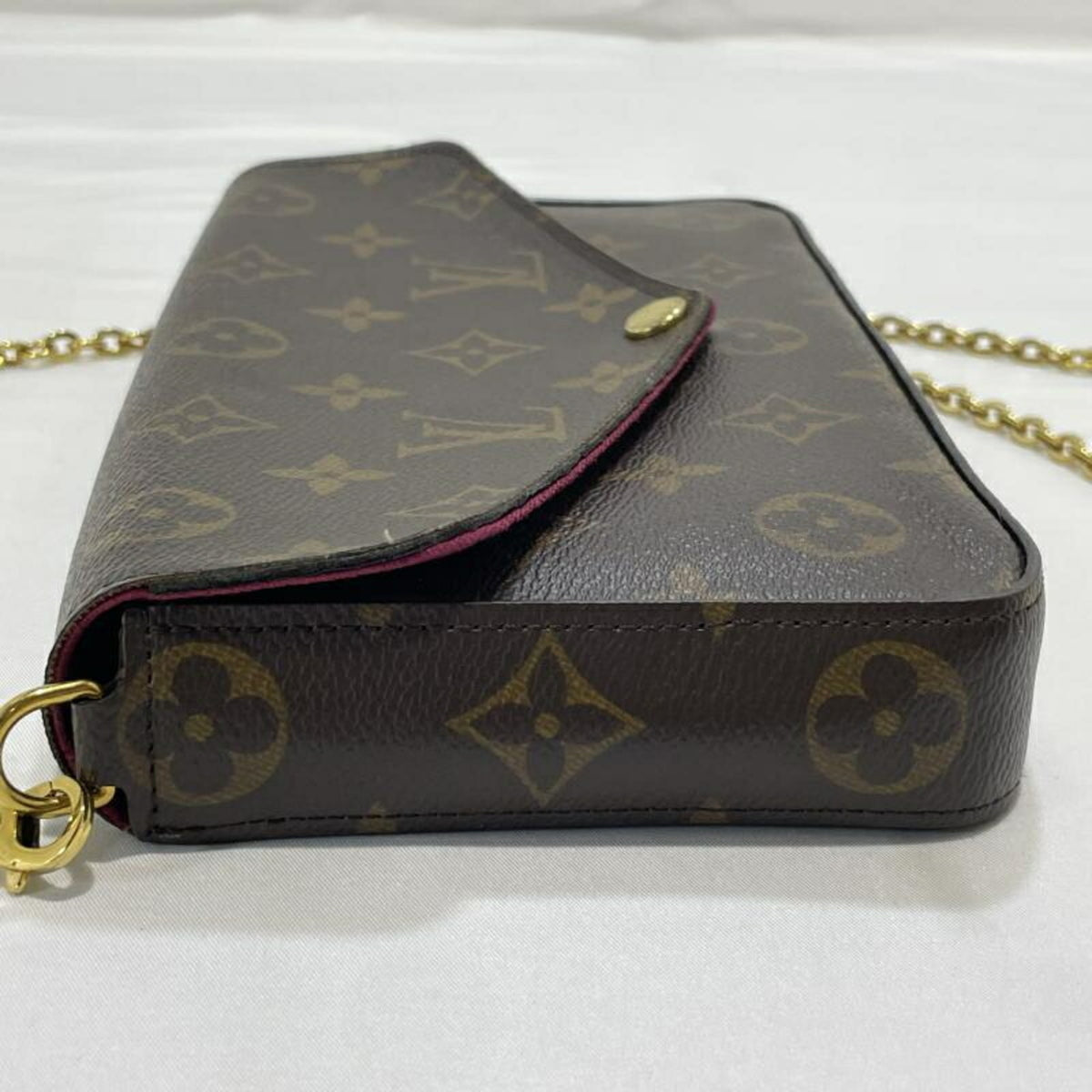 Louis Vuitton Brown Shoulder Bag (Pre-Owned)