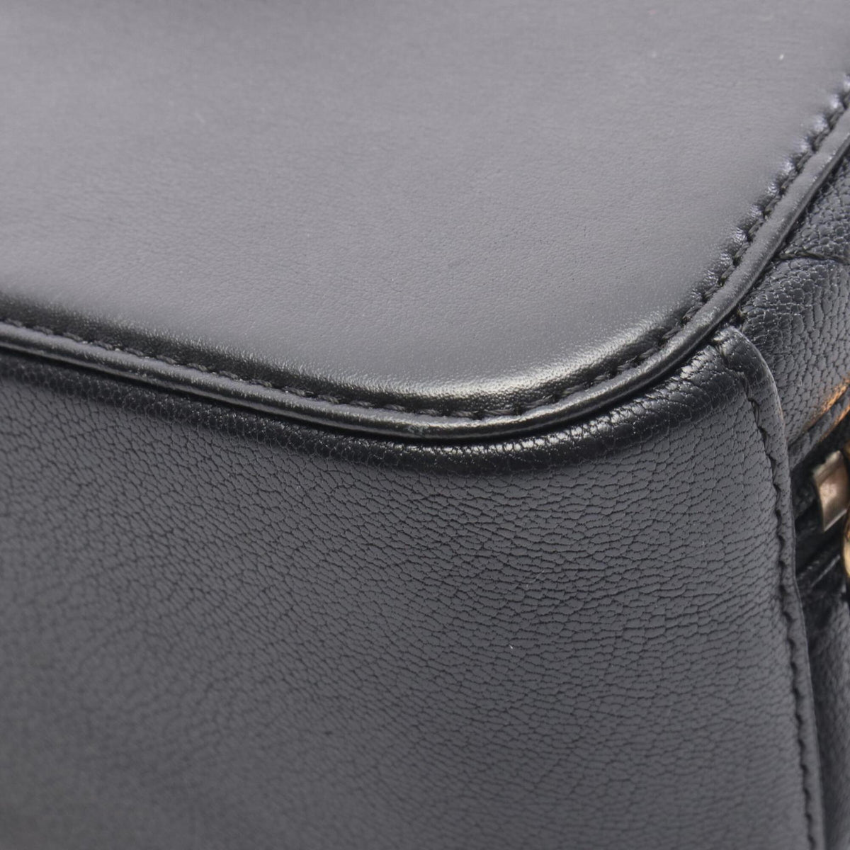 Chanel Black Leather Handbag Shoulder Bag (Pre-Owned)