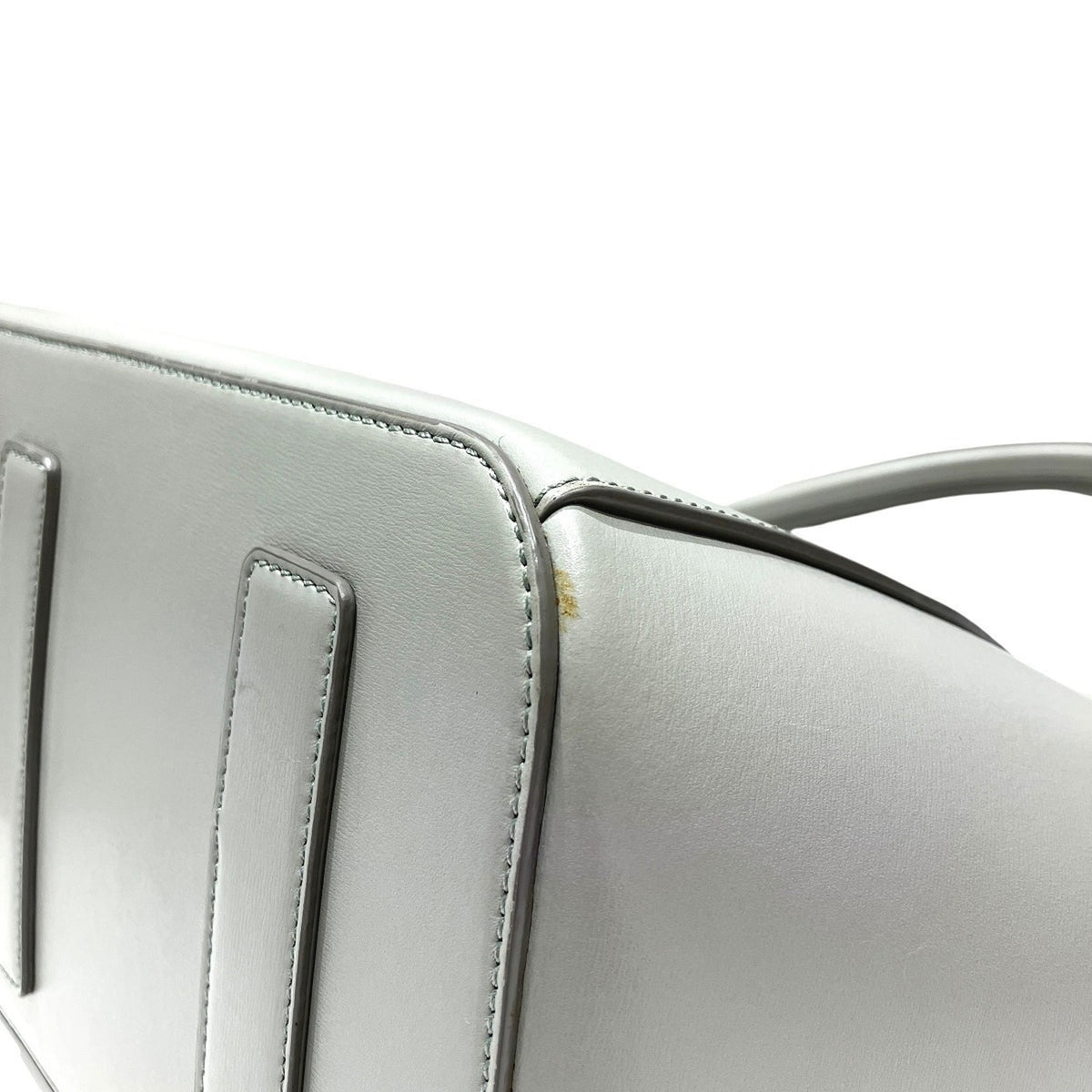 Bally Gray Leather Handbag (Pre-Owned)