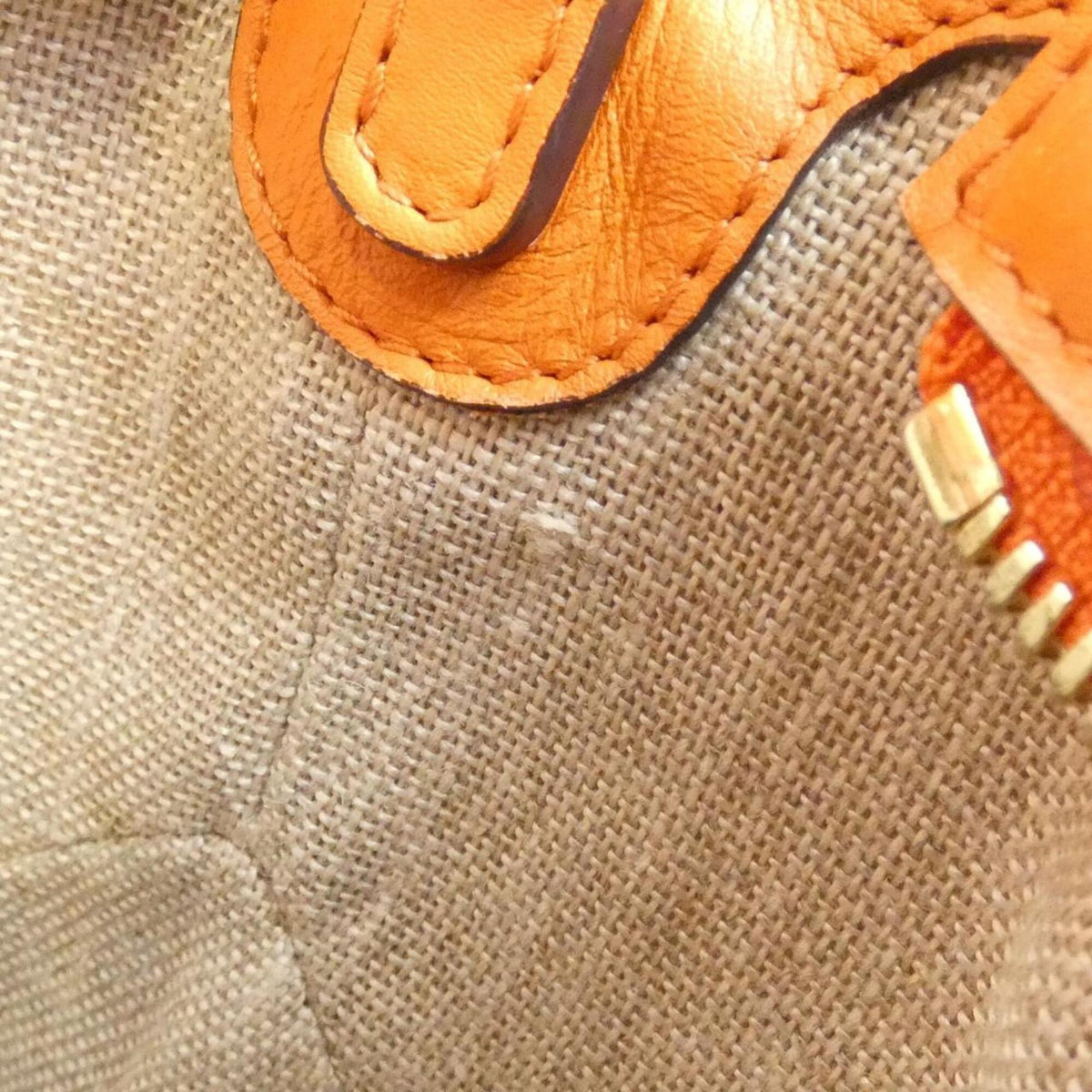 Gucci Orange Micro Gg Leather Handbag (Pre-Owned)