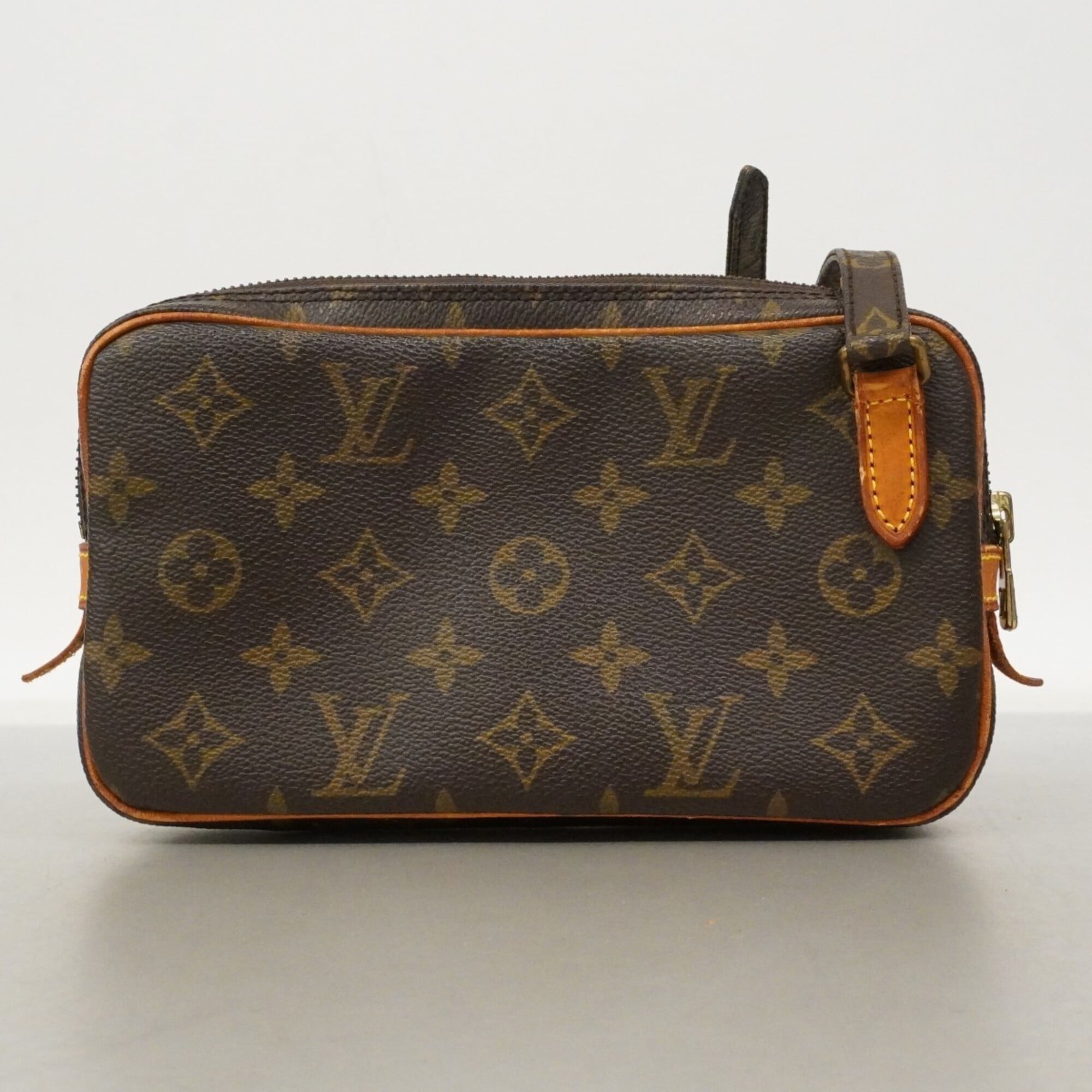 Louis Vuitton Brown Shoulder Bag (Pre-Owned)