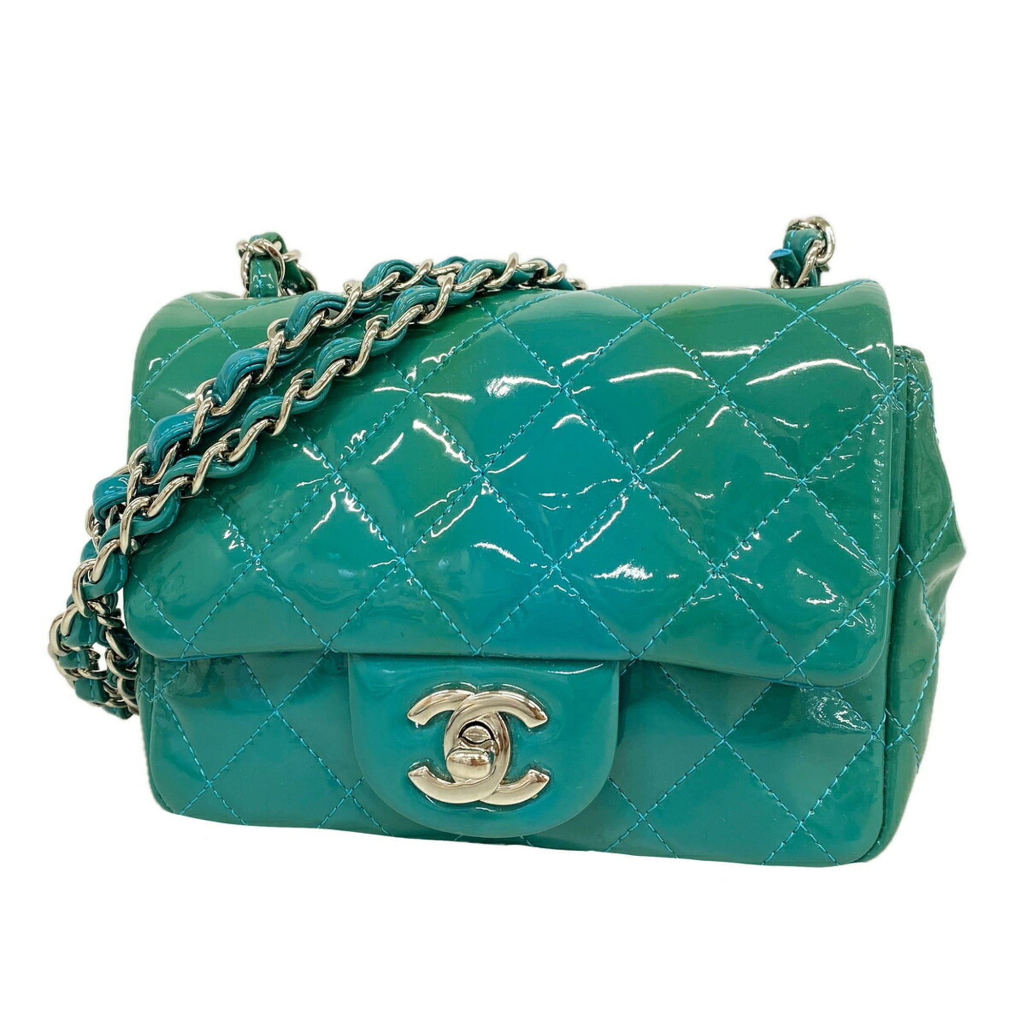 Chanel Blue Patent Leather Shoulder Bag (Pre-Owned)