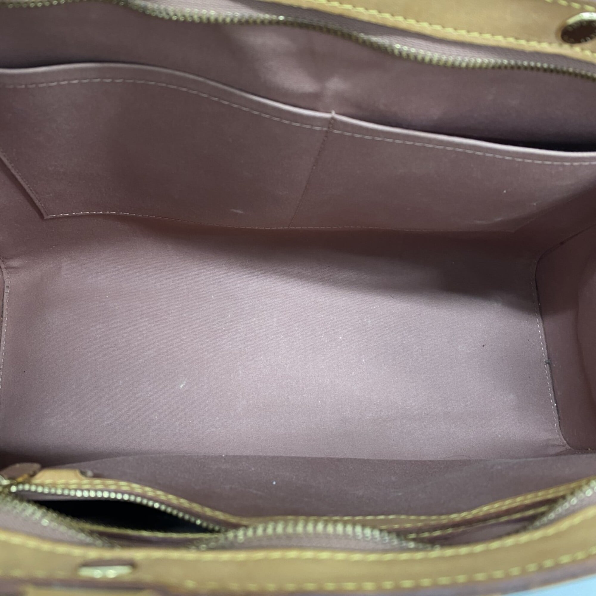 Louis Vuitton Rose Velours Handbag (Pre-Owned)