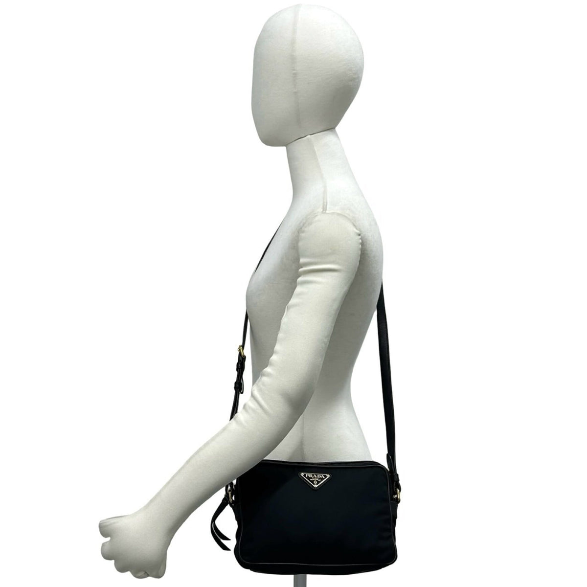 Prada Black Nylon Leather Pochette Shoulder Bag (Pre-Owned)