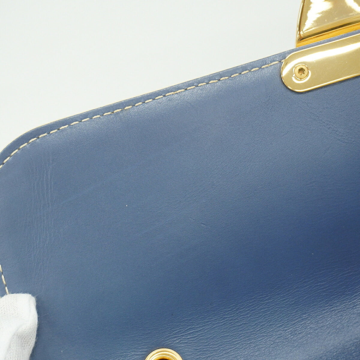Louis Vuitton Blue Shoulder Bag (Pre-Owned)