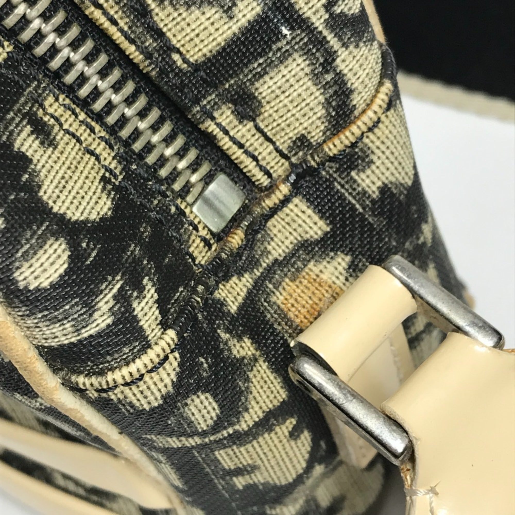 Christian Dior Black White Canvas Pvc Suede Leather Pochette Shoulder Bag (Pre-Owned)