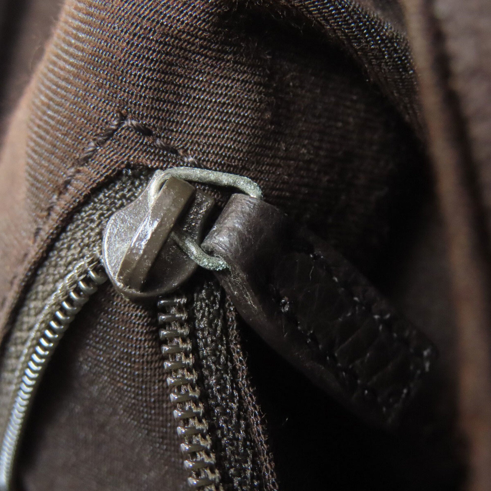 Gucci Dark Brown Canvas Shoulder Bag (Pre-Owned)