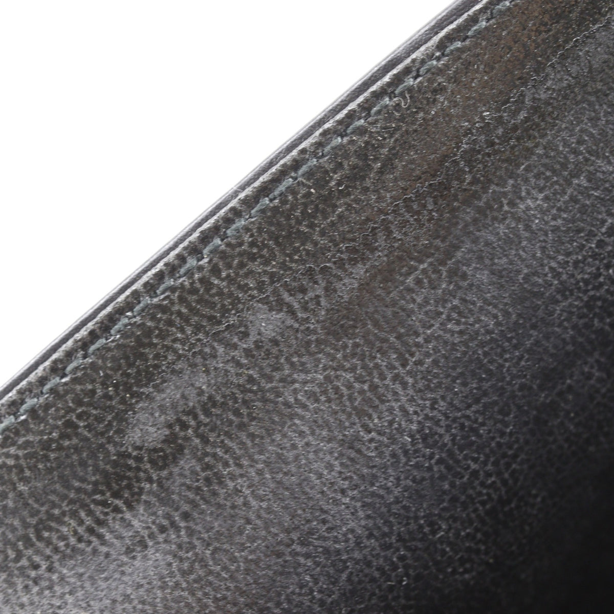 Bally Black Leather Shoulder Bag (Pre-Owned)