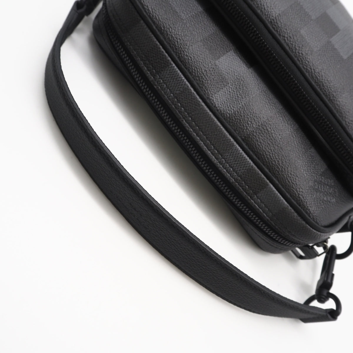 Louis Vuitton Black Gray Coated Canvas Leather Shoulder Bag (Pre-Owned)