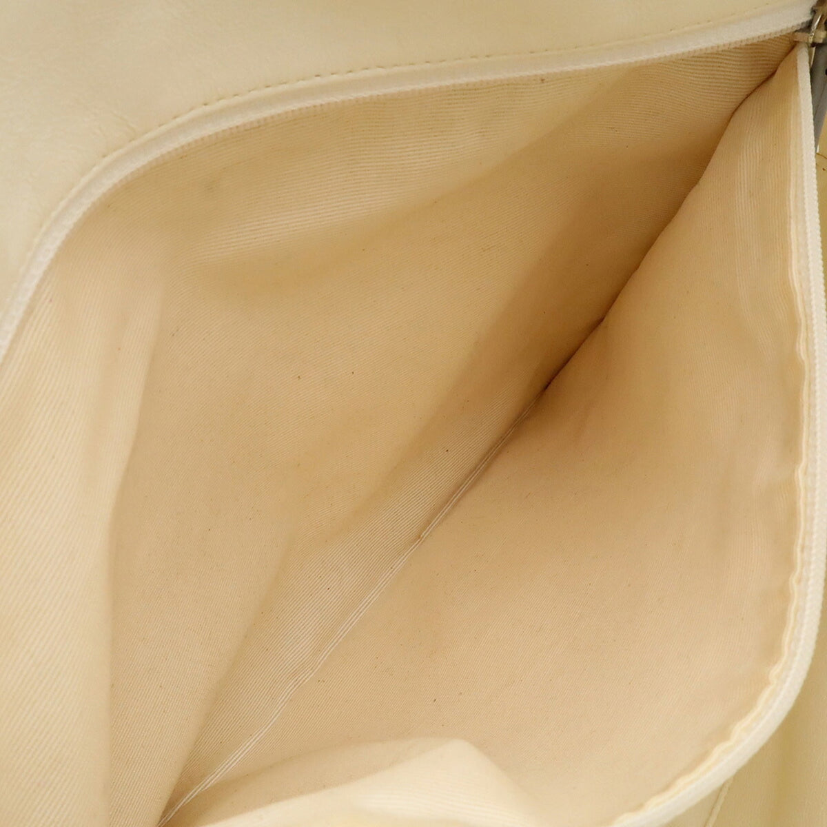 Chanel Gray White Canvas Leather Shoulder Bag (Pre-Owned)
