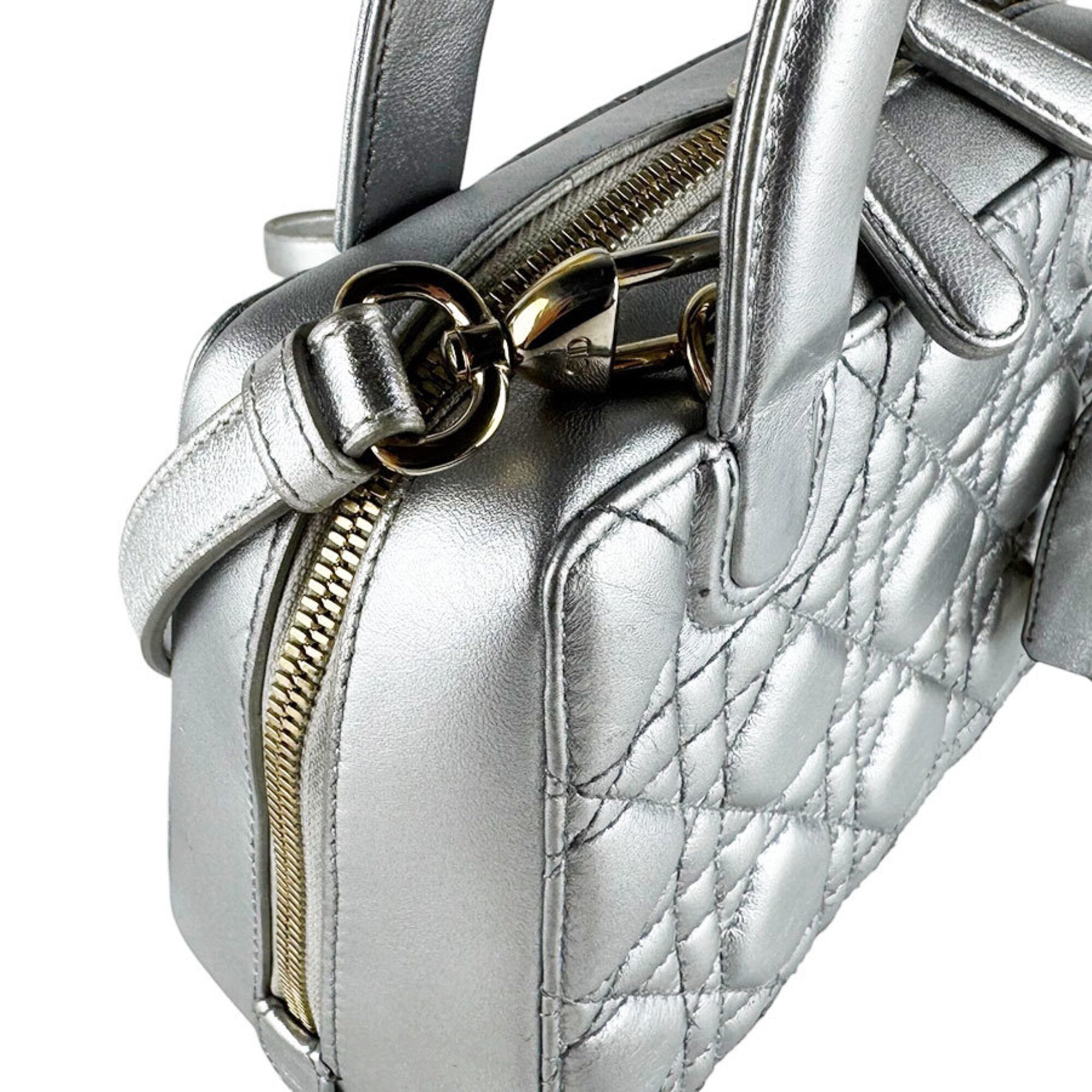 Christian Dior Silver Leather Shoulder Bag (Pre-Owned)