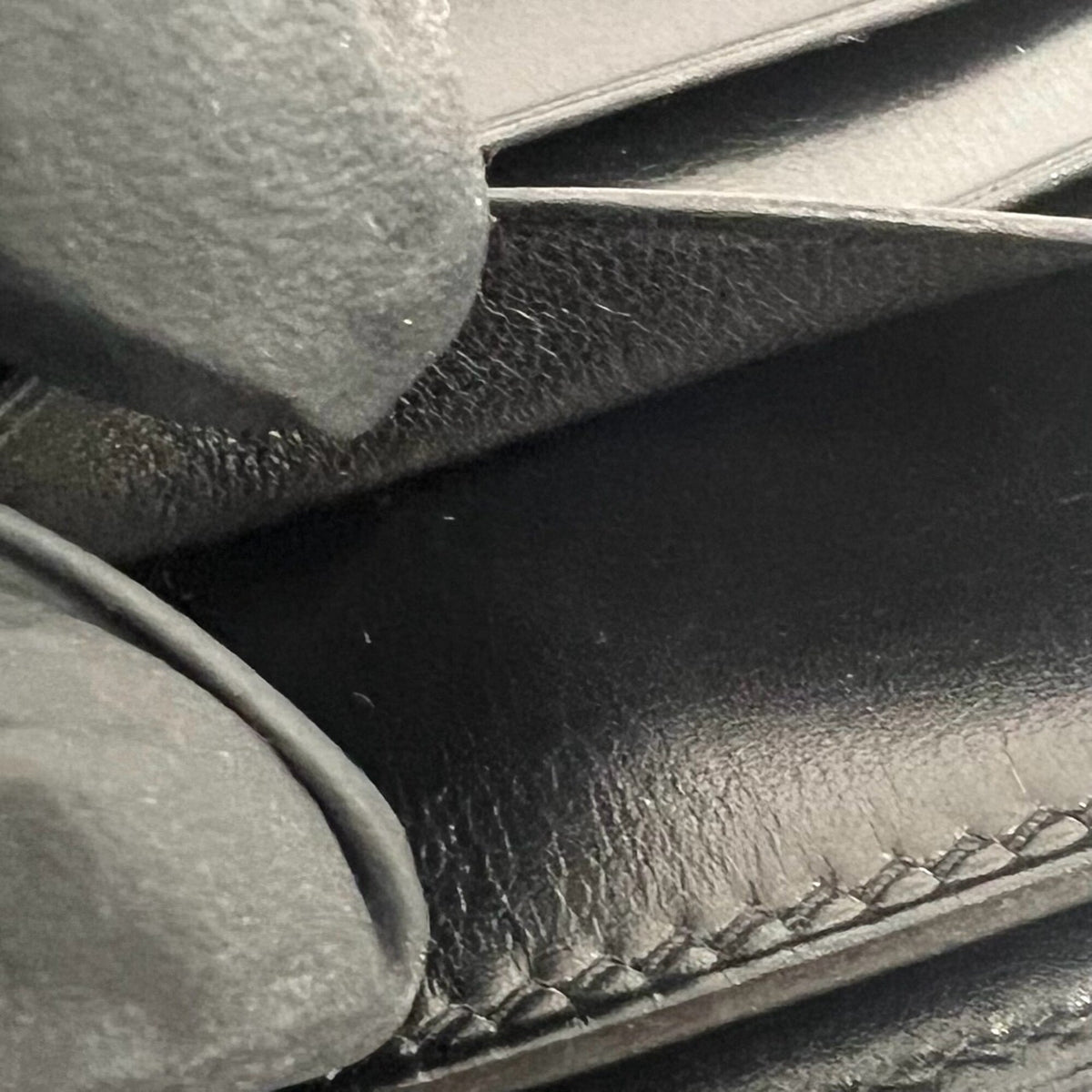 Hermes Black Box Calf Leather Long Wallet (Bi-Fold) (Pre-Owned)