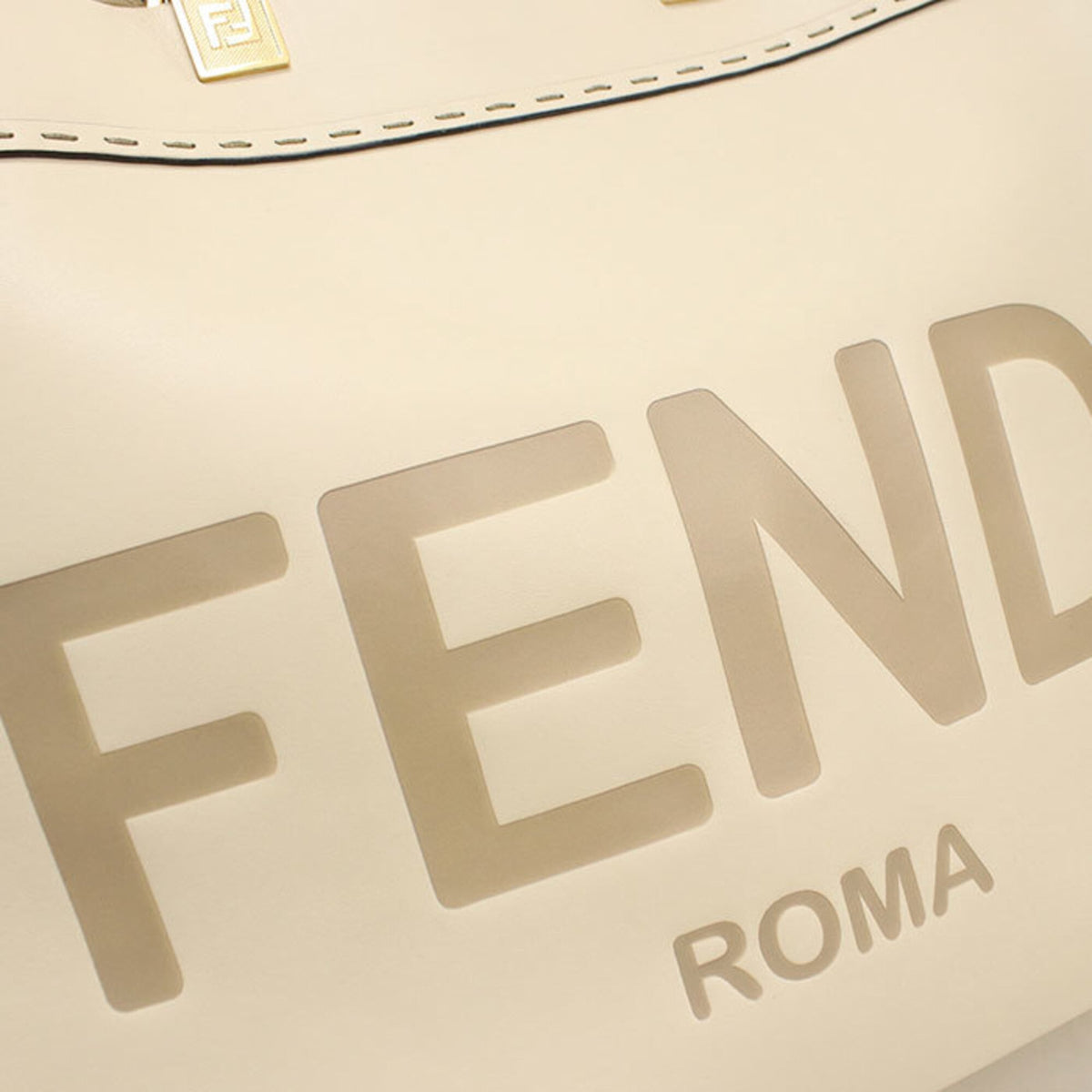 Fendi White Leather Tote Bag (Pre-Owned)