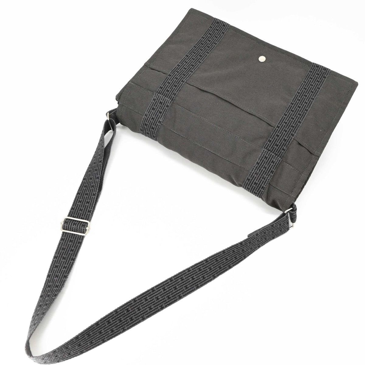 Hermes Gray Nylon Canvas Shoulder Bag (Pre-Owned)