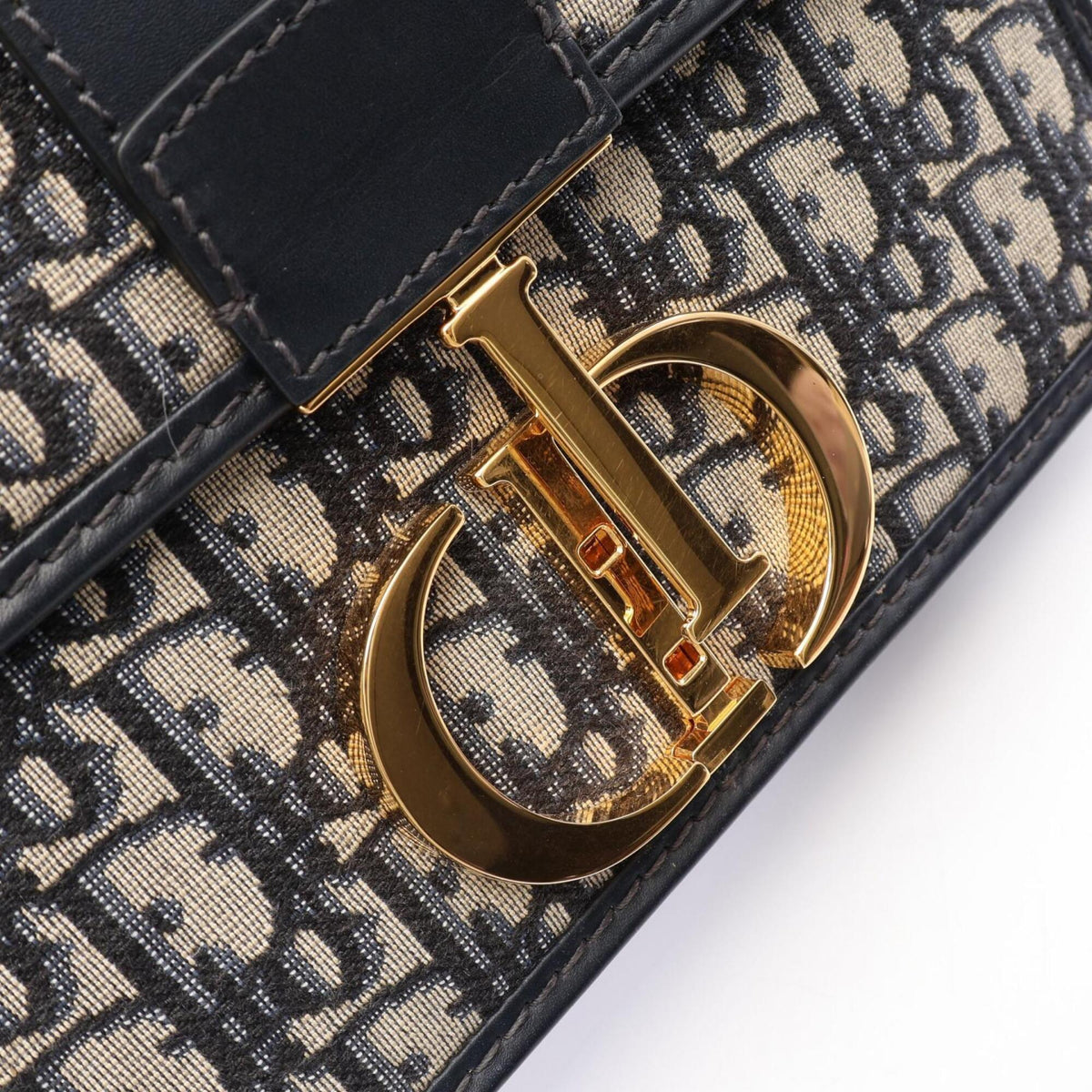 Christian Dior Beige Navy Canvas Leather Shoulder Bag (Pre-Owned)