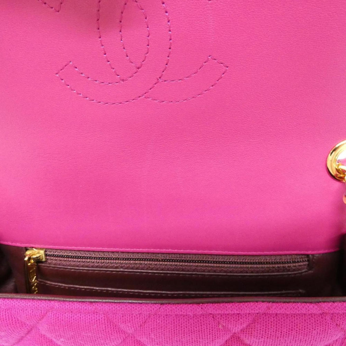 Chanel Gold Canvas Shoulder Bag (Pre-Owned)
