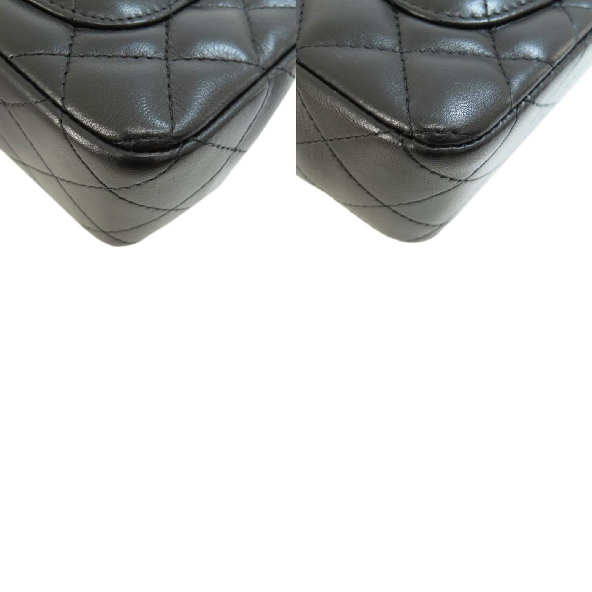 Chanel Black Leather Shoulder Bag (Pre-Owned)