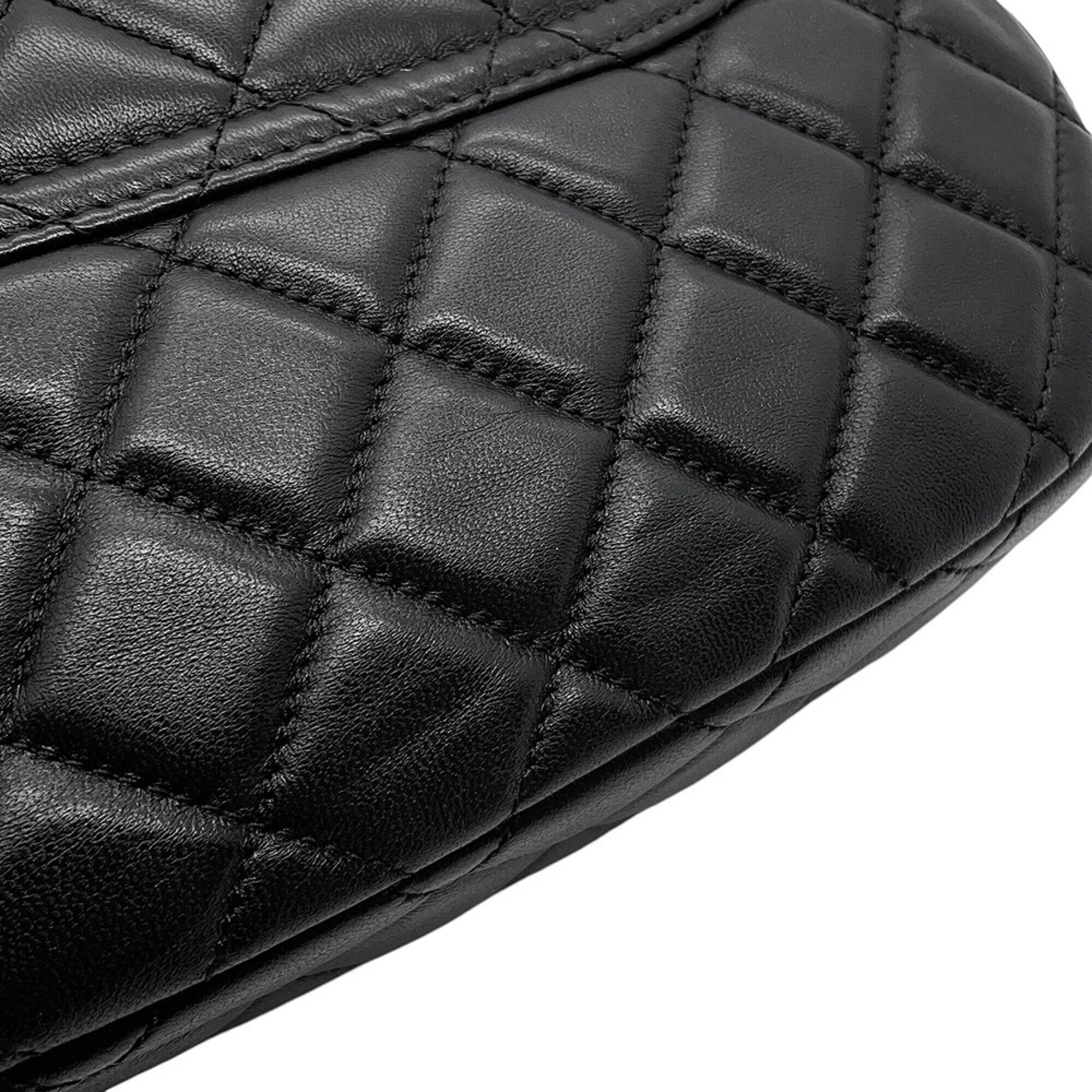 Chanel Black Leather Shoulder Bag (Pre-Owned)