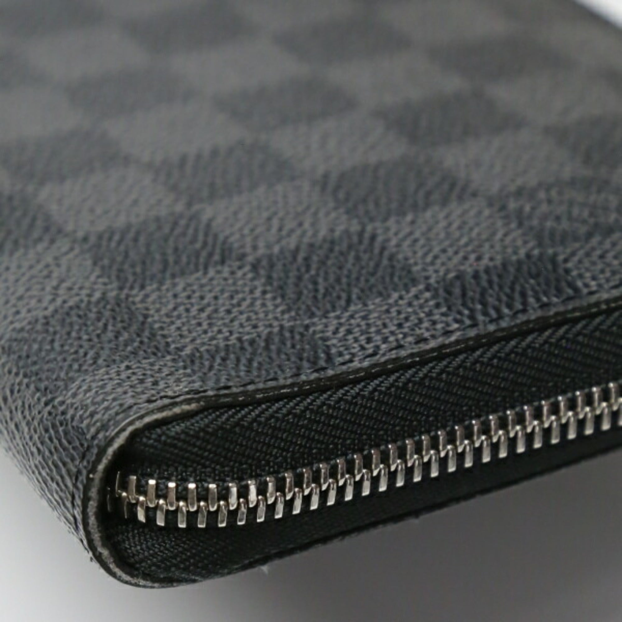 Louis Vuitton Black Damier Graphite Long Wallet (Bi-Fold) (Pre-Owned)