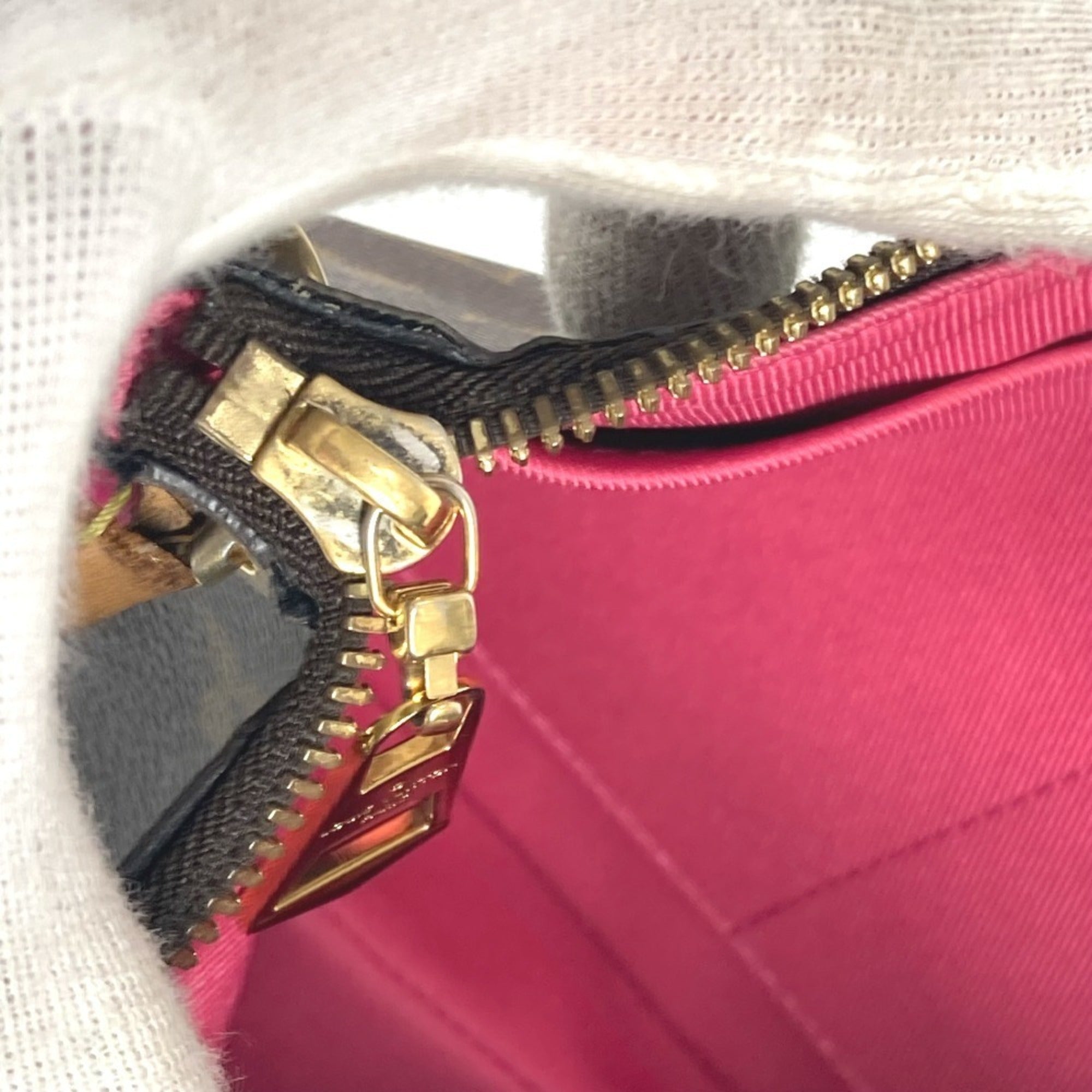 Louis Vuitton Brown Monogram Pink Monogram Pochette Shoulder Bag (Pre-Owned)