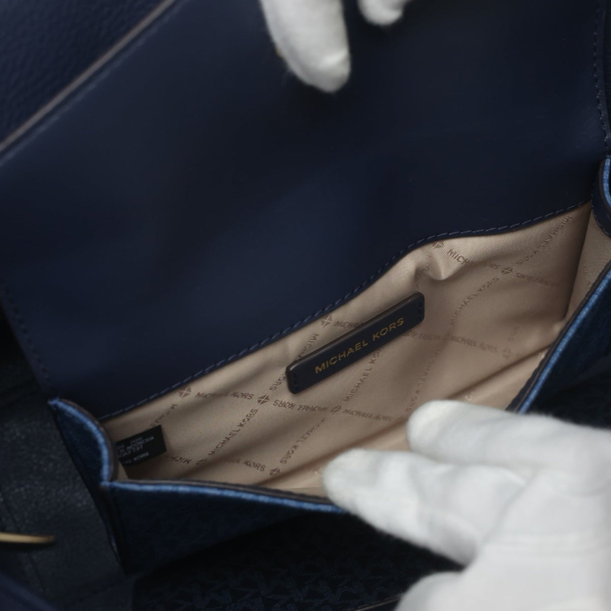 Michael Kors Navy Leather Shoulder Bag Tote Bag (Pre-Owned)