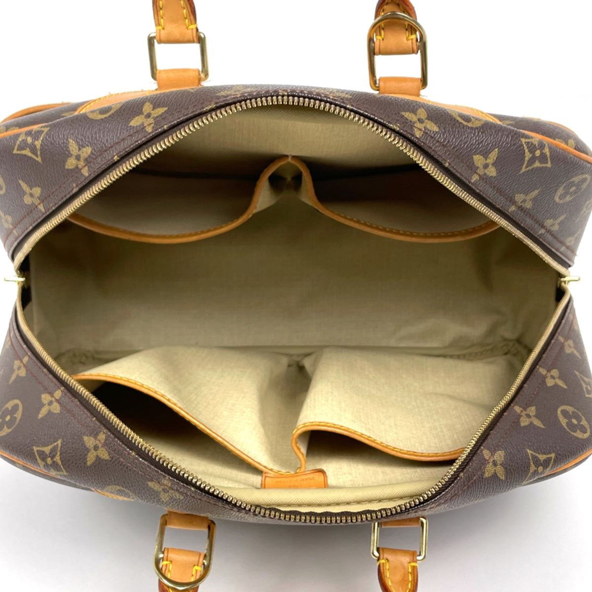 Louis Vuitton Brown Monogram Handbag (Pre-Owned)