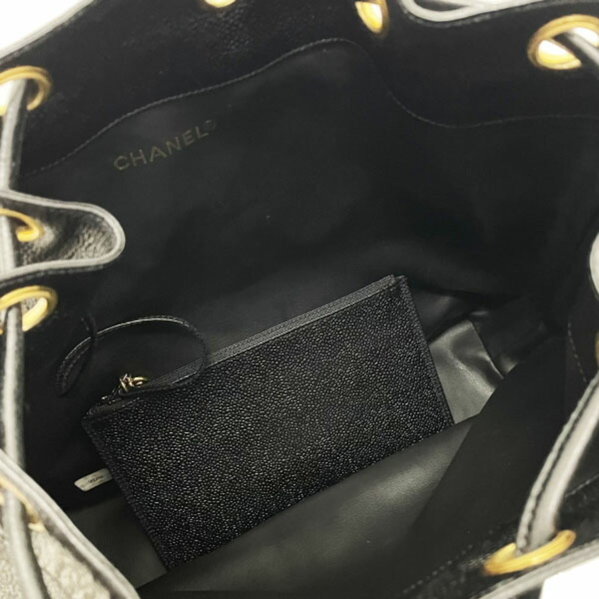 Chanel Black Grained Calfskin Pouch Shoulder Bag (Pre-Owned)
