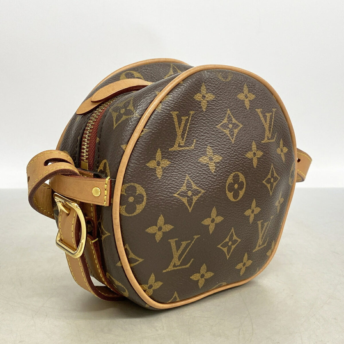 Louis Vuitton Brown Shoulder Bag (Pre-Owned)