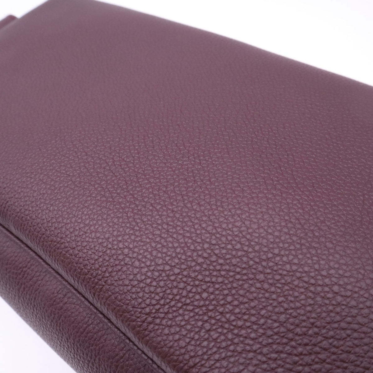 Fendi Red Color Wine Leather Clutch Bag (Pre-Owned)