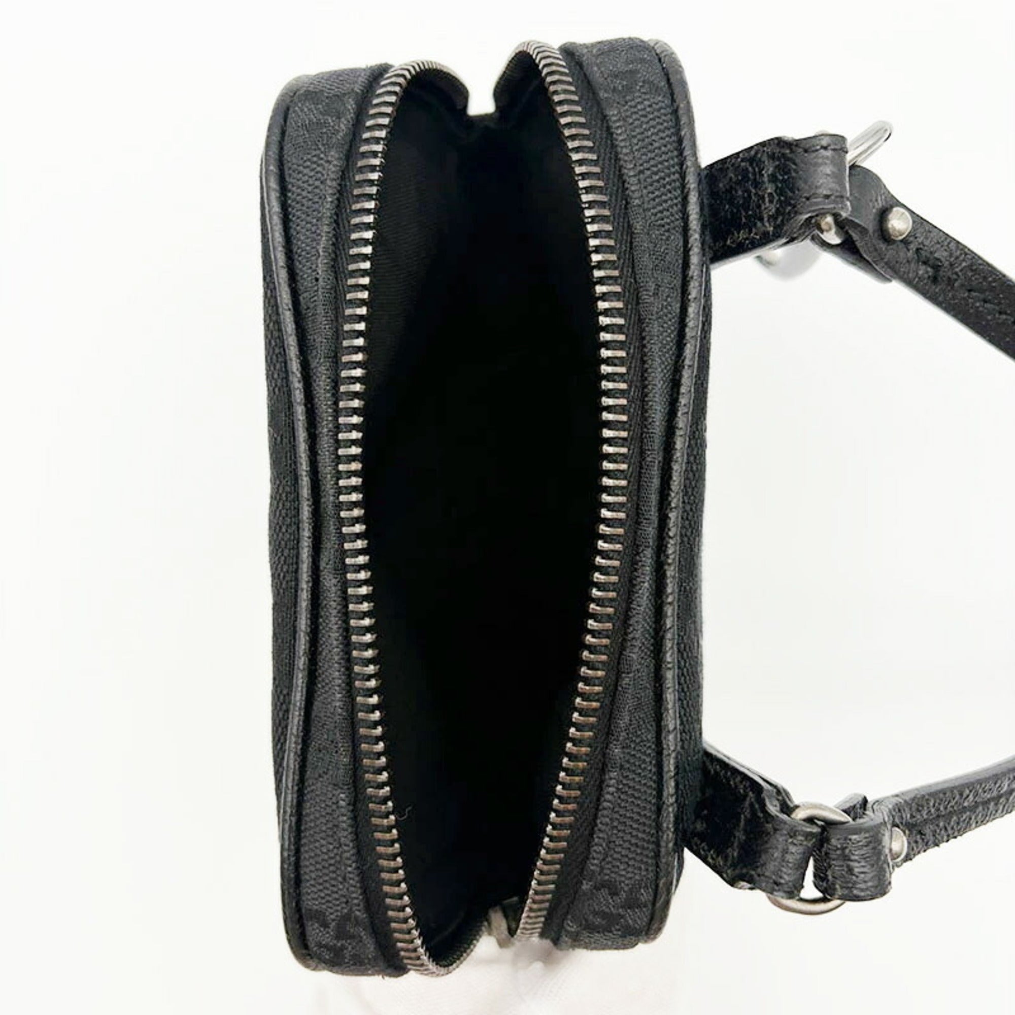 Gucci Gg Canvas Black Gg Canvas Leather Shoulder Bag (Pre-Owned)