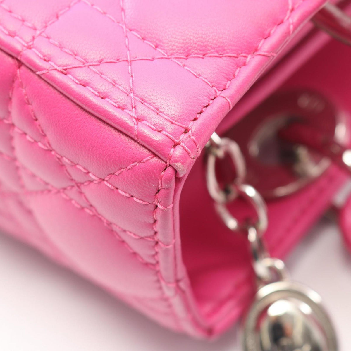 Christian Dior Pink Leather Handbag (Pre-Owned)