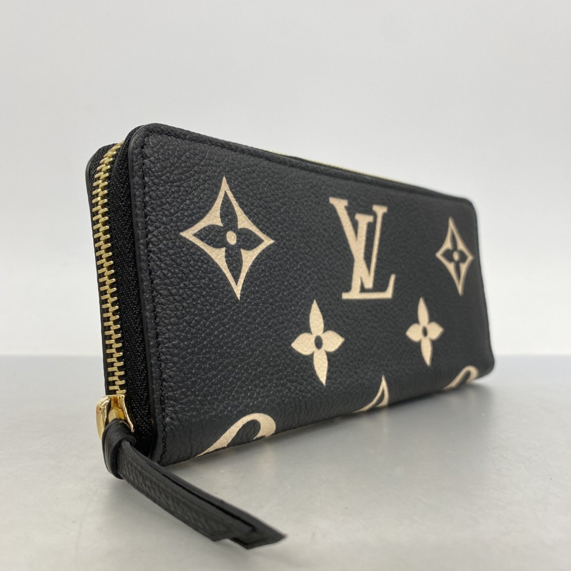 Louis Vuitton Beige Black Long Wallet (Bi-Fold) (Pre-Owned)