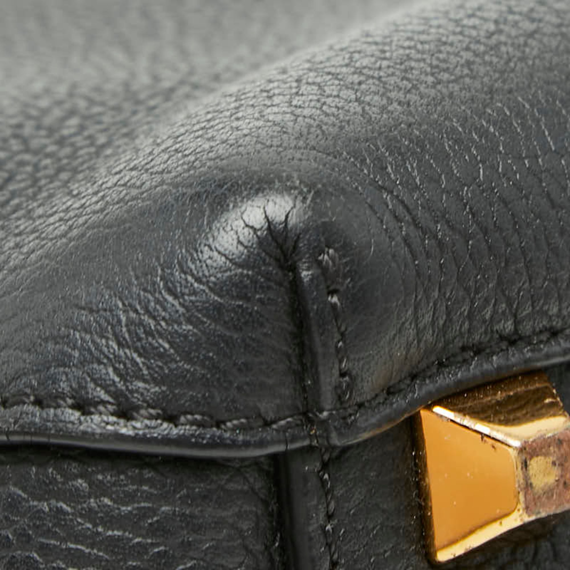Mcm Black Leather Handbag Shoulder Bag (Pre-Owned)