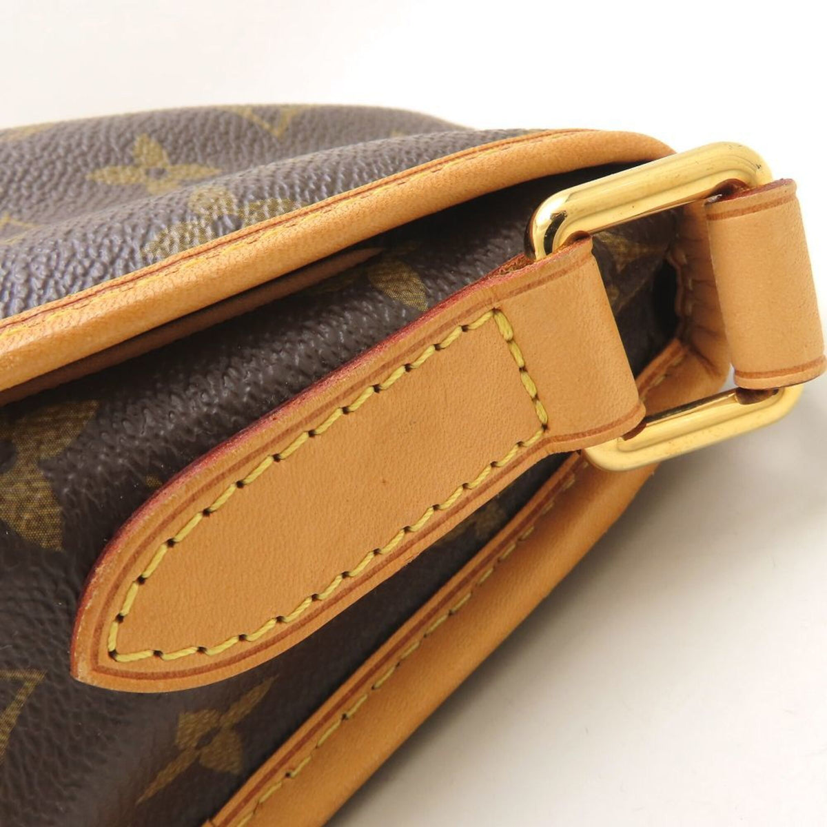 Louis Vuitton Brown Monogram Monogram Shoulder Bag (Pre-Owned)
