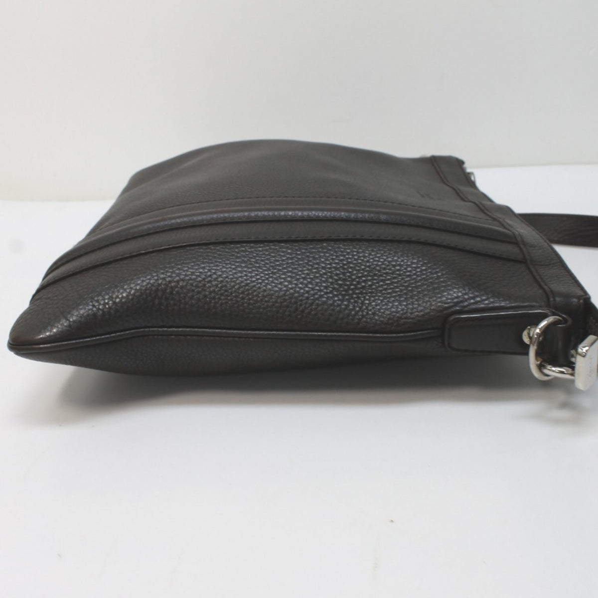 Gucci Brown Leather Shoulder Bag (Pre-Owned)