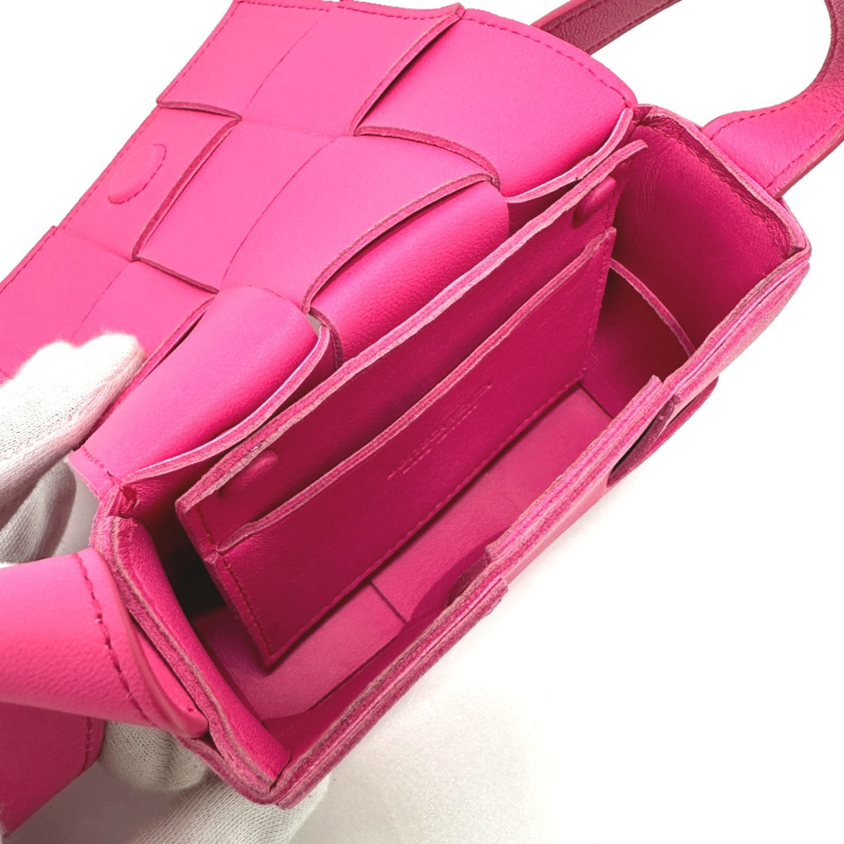 Bottega Veneta Pink Leather Shoulder Bag (Pre-Owned)