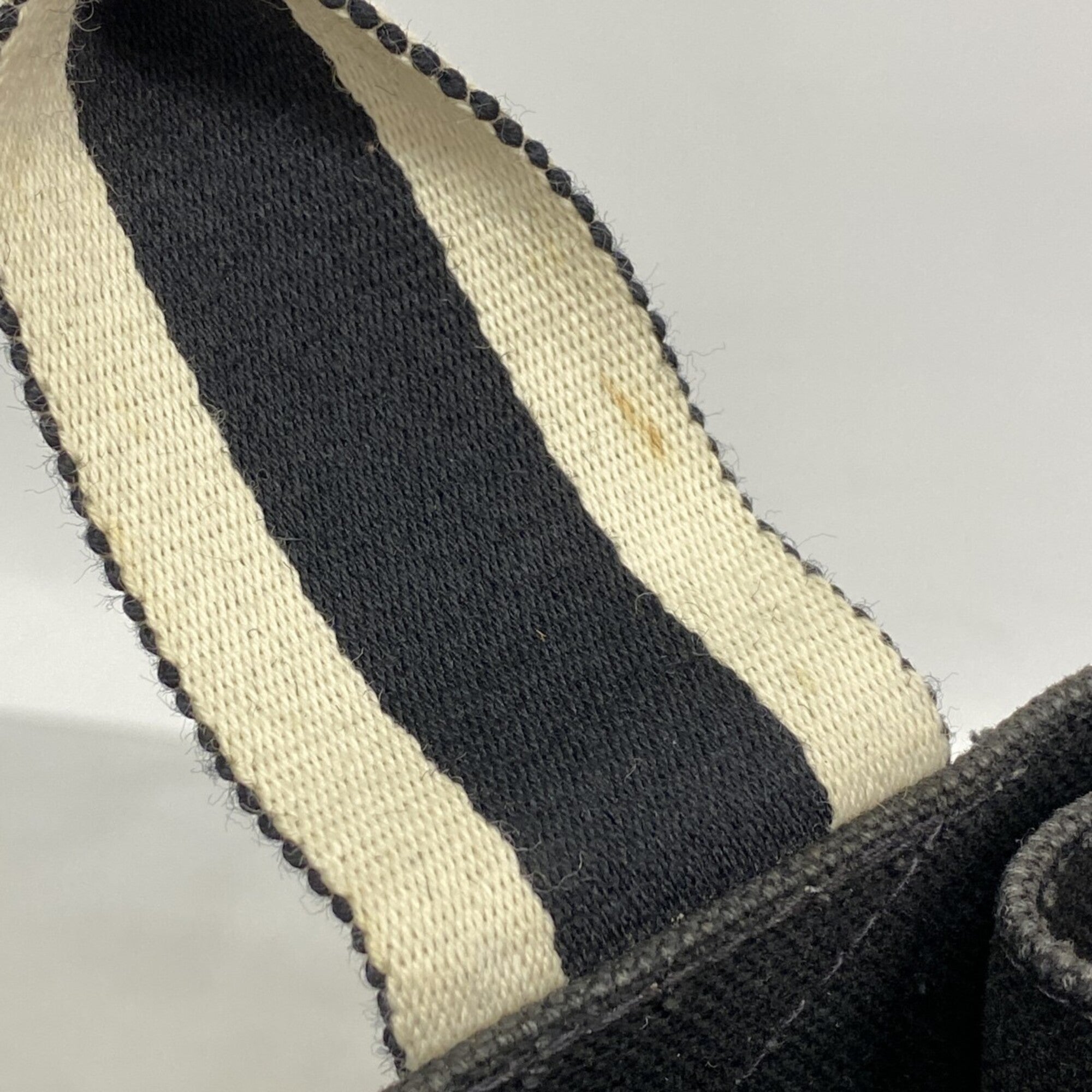 Hermes Black Canvas Tote Bag (Pre-Owned)