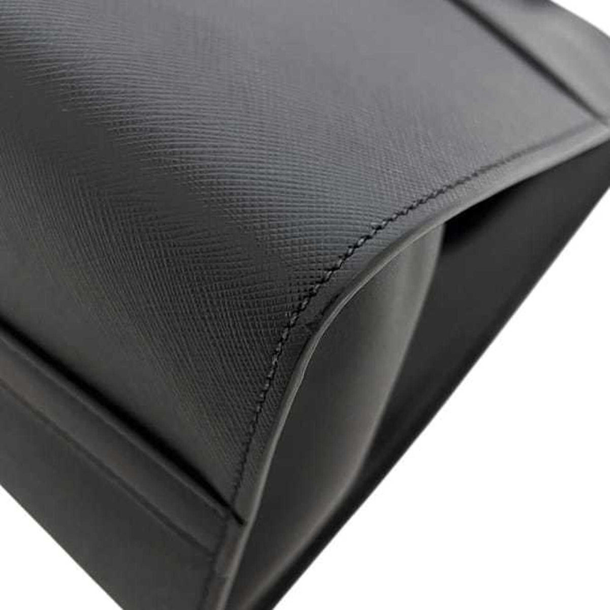 Prada Black Nero Leather Saffiano Handbag Shoulder Bag (Pre-Owned)