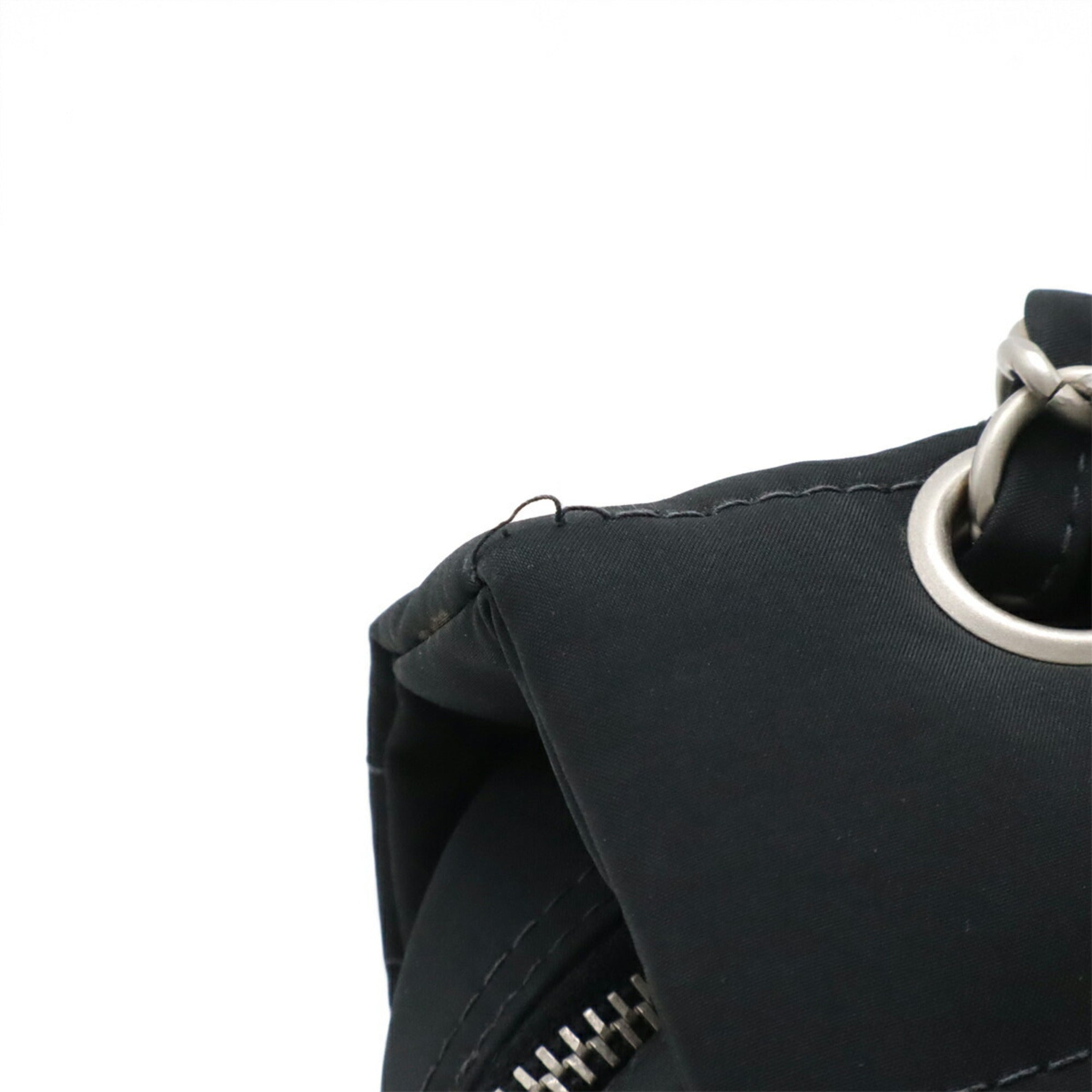 Chanel Black Nylon Shoulder Bag (Pre-Owned)