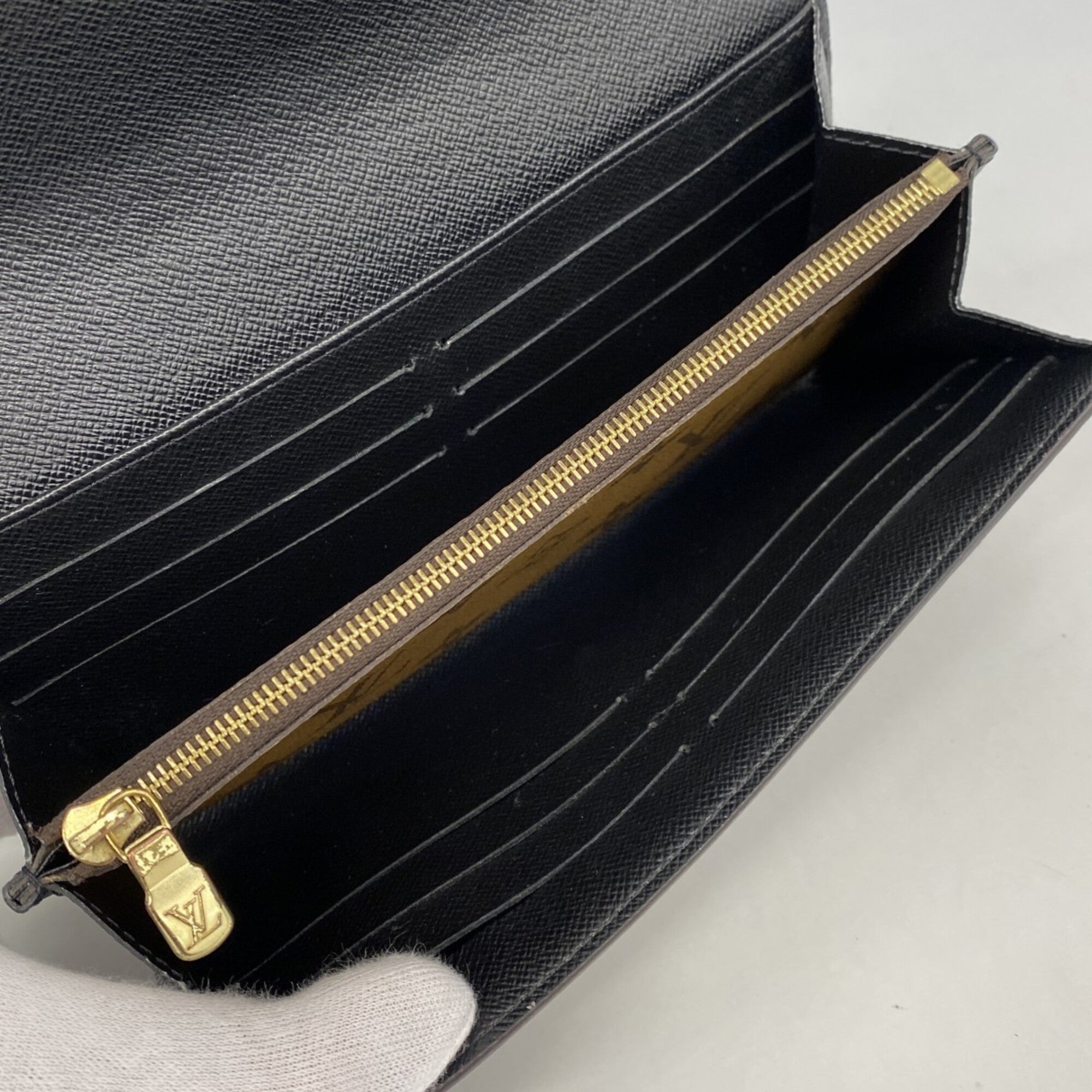 Louis Vuitton Brown Long Wallet (Bi-Fold) (Pre-Owned)