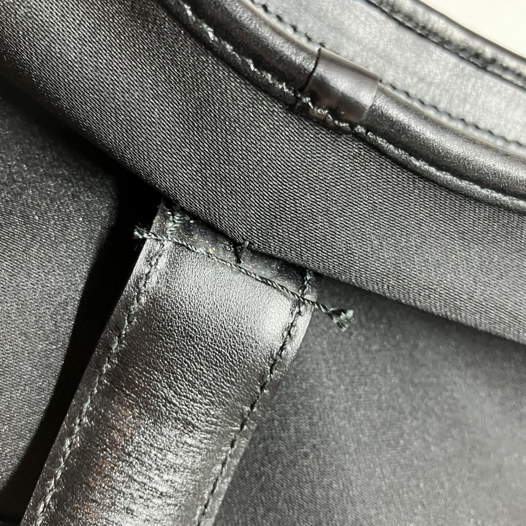 Salvatore Ferragamo Black Nylon Leather Handbag (Pre-Owned)